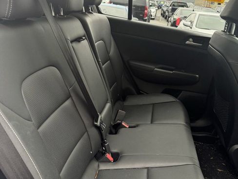 Used 2020 Kia Sportage S w/ S Sunroof Package image 9