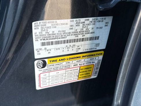 Used 2023 Ford Expedition Max Limited image 28