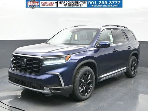 New 2025 Honda Pilot Touring image 1