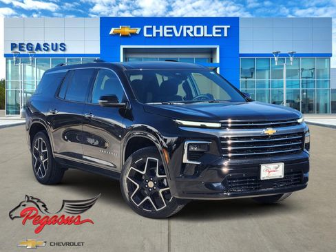 New 2026 Chevrolet Traverse High Country image 1