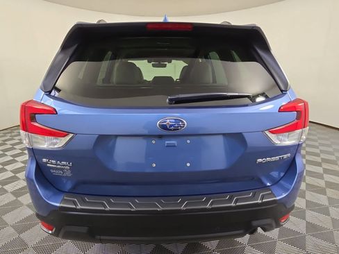 Used 2021 Subaru Forester Limited image 17