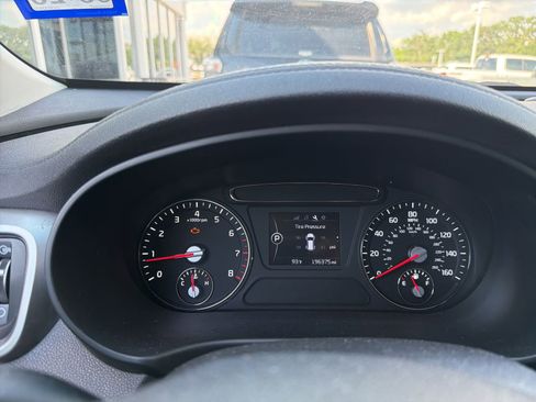 Used 2016 Kia Sorento FWD image 10