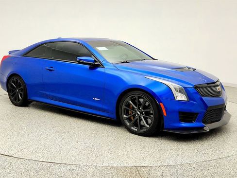 Used 2018 Cadillac ATS V w/ Carbon Fibre Package RWD image 3