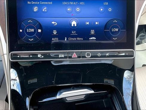 Certified 2023 Mercedes-Benz C 300 4MATIC Sedan image 18