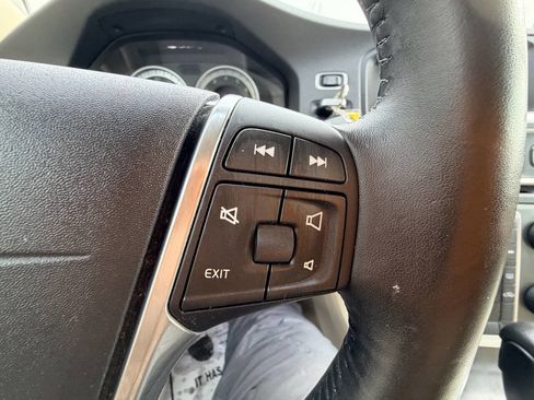 Used 2012 Volvo S60 T5 w/ Climate Pkg image 10