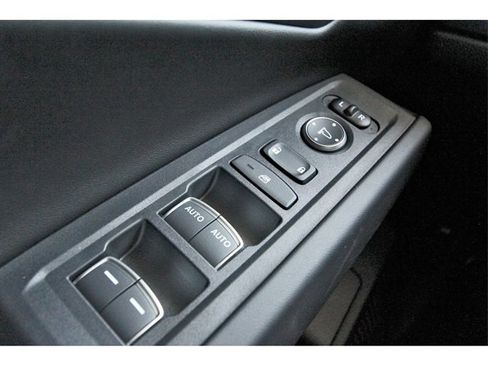 New 2025 Honda Accord SE image 17