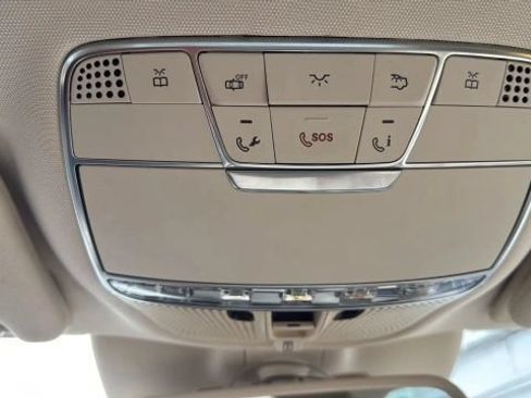 Used 2014 Mercedes-Benz S 550 Sedan image 19