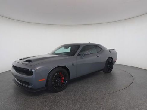 Used 2023 Dodge Challenger SRT Hellcat image 3