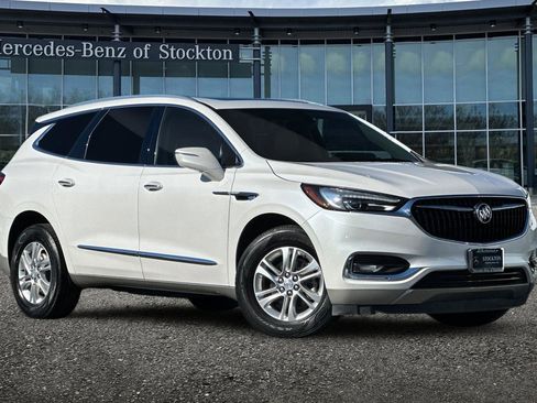 Used 2021 Buick Enclave Essence w/ Sound and Sites Package image 1