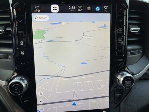 Certified 2022 RAM 2500 Big Horn w/ Level A Equipment Group image 15