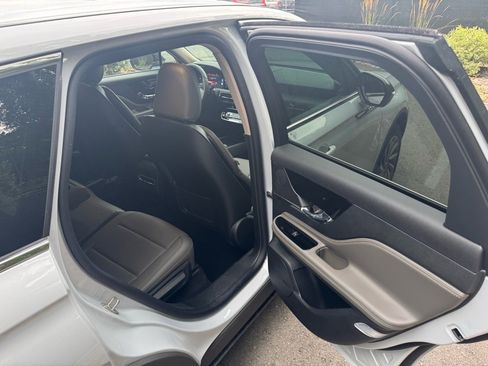 New 2025 Lincoln Corsair Reserve image 14