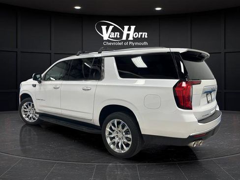 Used 2024 GMC Yukon XL Denali AWD/4WD image 5