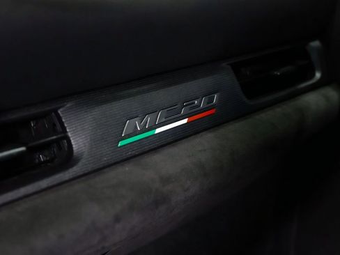 Used 2023 Maserati MC20 Coupe image 33