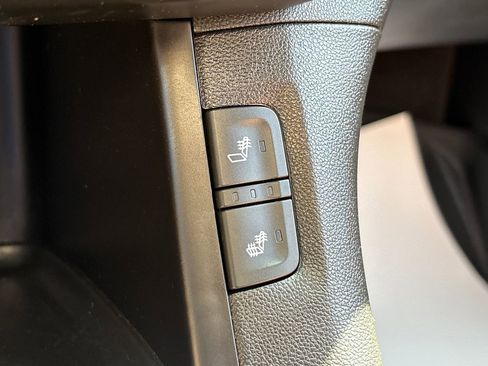 Used 2019 GMC Acadia SLT image 20