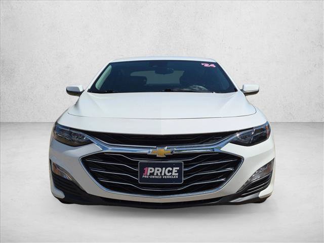 Used 2024 Chevrolet Malibu LT FWD image 2