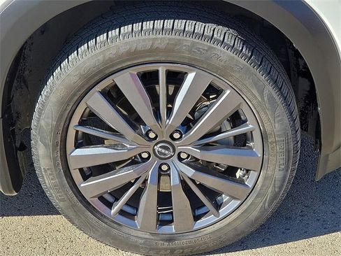 Used 2022 Nissan Pathfinder SL w/ SL Premium Package image 9