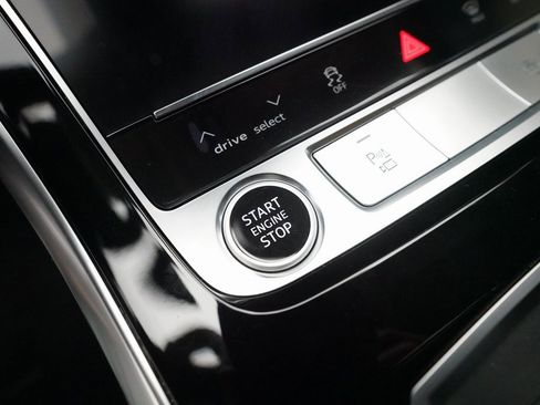 Used 2022 Audi Q7 3.0T Prestige image 29