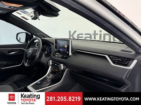 Certified 2020 Toyota RAV4 XSE AWD/4WD image 22