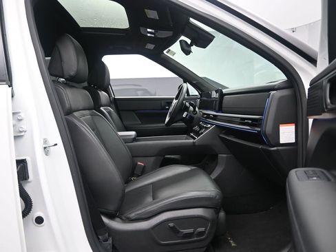 Used 2025 Hyundai Santa Fe Calligraphy image 33