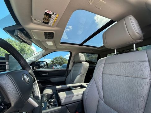 Used 2023 Toyota Tundra Limited AWD/4WD image 12