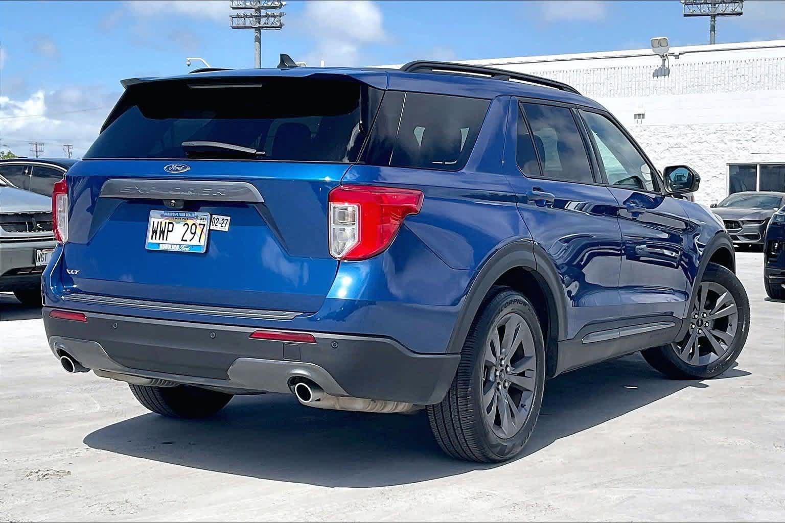 Used 2023 Ford Explorer XLT w/ Equipment Group 202A RWD image 22