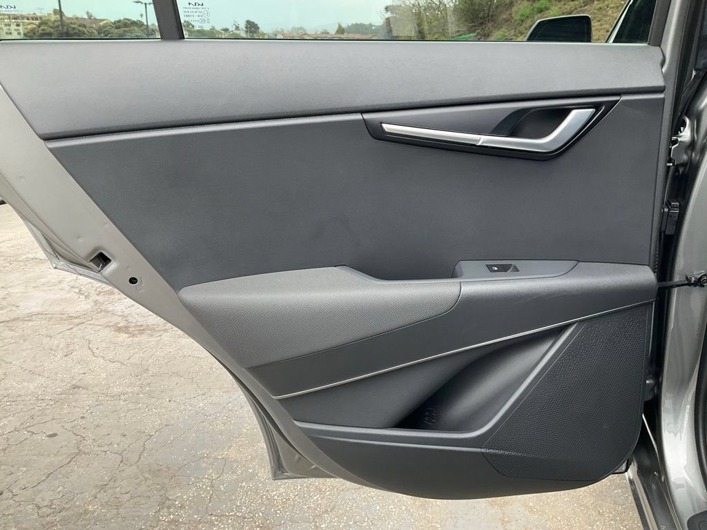 Used 2024 Kia Niro Wind FWD image 47