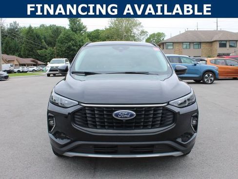 Used 2023 Ford Escape Platinum AWD/4WD image 3