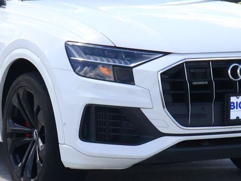 Used 2019 Audi Q8 Prestige w/ Luxury Package AWD/4WD image 8