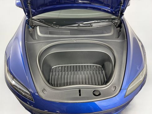 Used 2025 Tesla Model 3 Long Range image 32