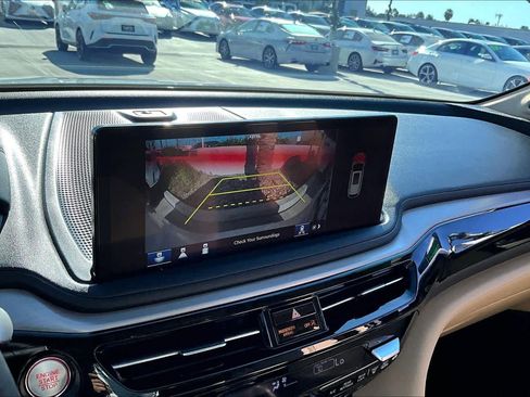 Used 2025 Acura MDX SH-AWD w/ Technology Package image 26