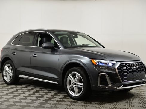 Certified 2023 Audi Q5 e Premium Plus w/ Premium Plus Package image 6