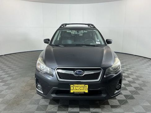 Used 2016 Subaru Crosstrek 2.0i Limited AWD/4WD image 2