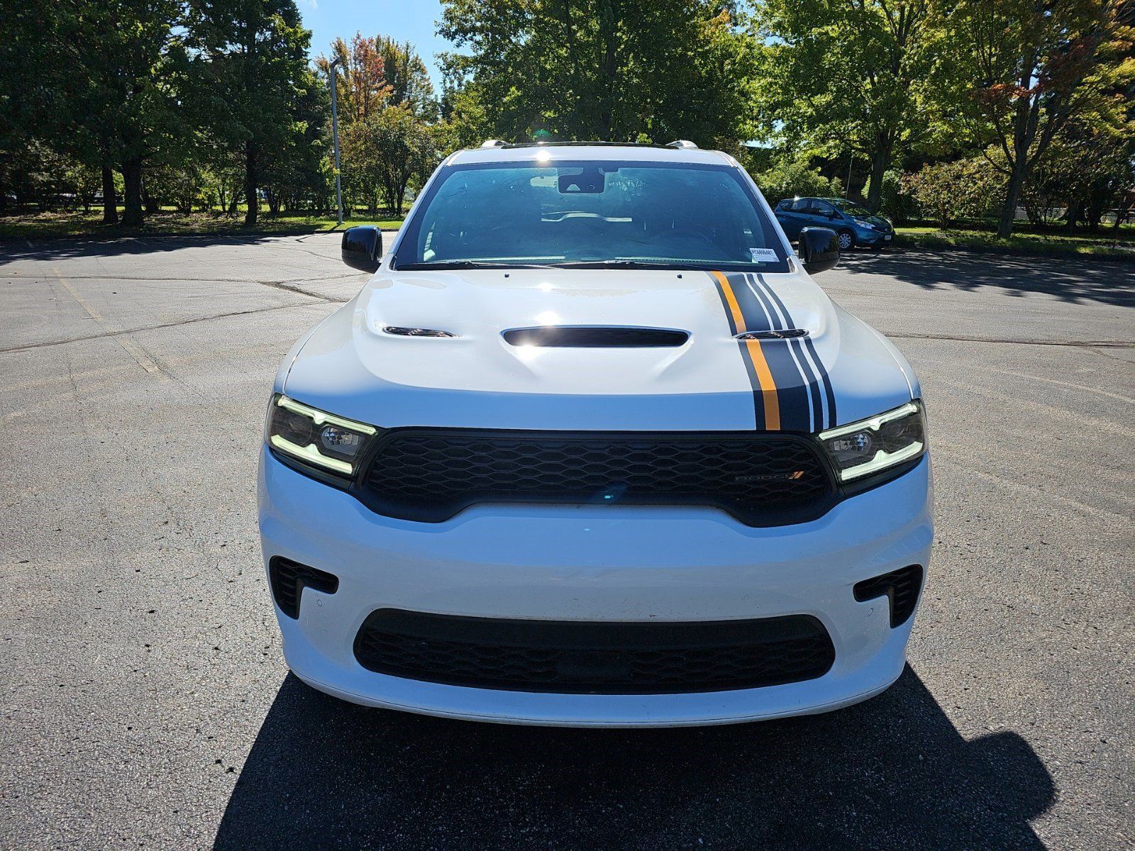 Used 2023 Dodge Durango R/T w/ Hemi Orange Plus Package AWD/4WD image 9