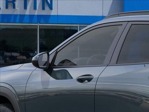 New 2026 Chevrolet Trax LT image 12