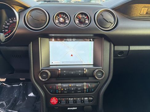 Used 2017 Ford Mustang Shelby GT350 image 25