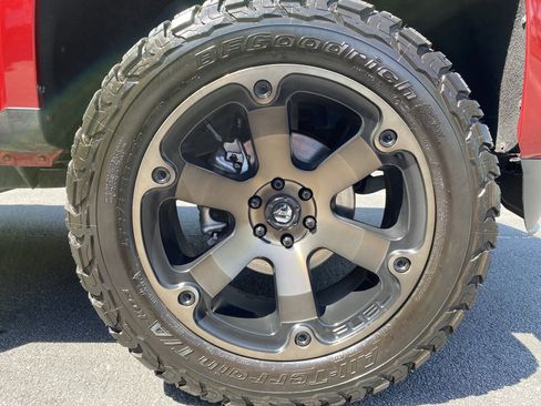 Used 2021 Chevrolet Colorado W/T w/ WT Convenience Package image 41