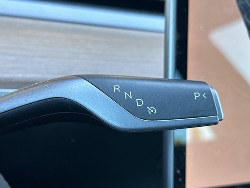 Used 2023 Tesla Model 3 Standard Range RWD image 19