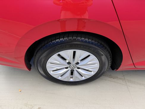 Used 2019 Volkswagen Jetta S w/ Driver Assistance Package FWD image 8