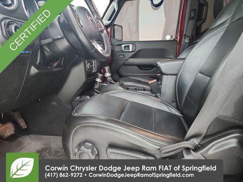 Used 2022 Jeep Wrangler Unlimited Sahara w/ Cold Weather Group AWD/4WD image 19