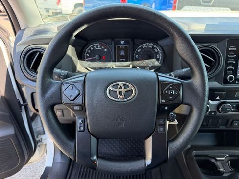 Certified 2023 Toyota Tacoma SR AWD/4WD image 14