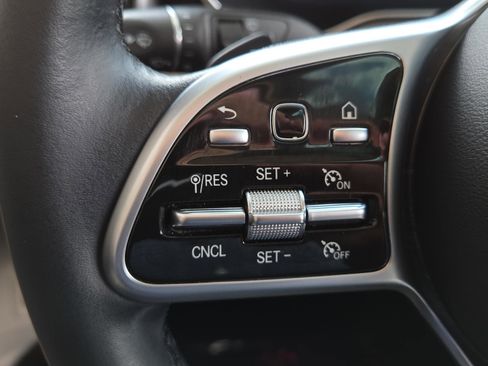 Certified 2022 Mercedes-Benz GLC 300 image 23