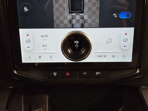 New 2025 Ford F150 Lightning Flash AWD/4WD image 31