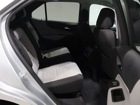 Used 2022 Chevrolet Equinox LT w/ LPO, Floor Liner Package image 21