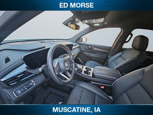 Used 2025 Buick Enclave Preferred image 13