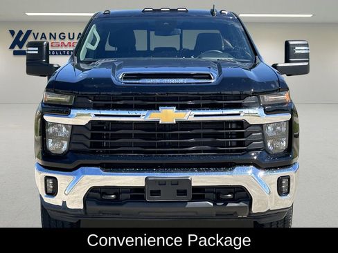 Used 2025 Chevrolet Silverado 2500 LT w/ Convenience Package AWD/4WD image 3