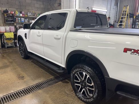 Used 2024 Ford Ranger Lariat w/ FX4 Off-Road Package image 29