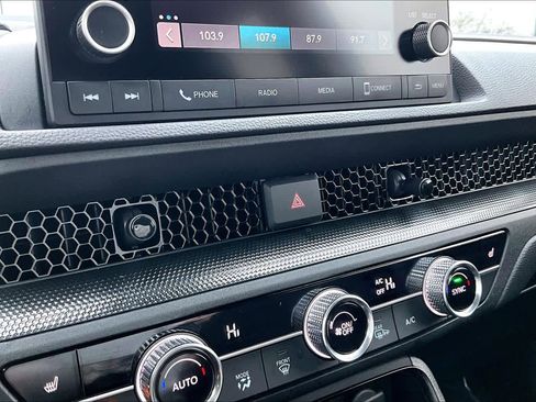 Used 2025 Honda CR-V EX image 34