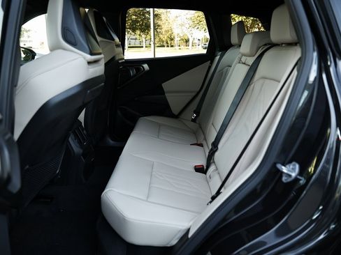 New 2026 BMW X3 xDrive30 w/ Premium Package image 24