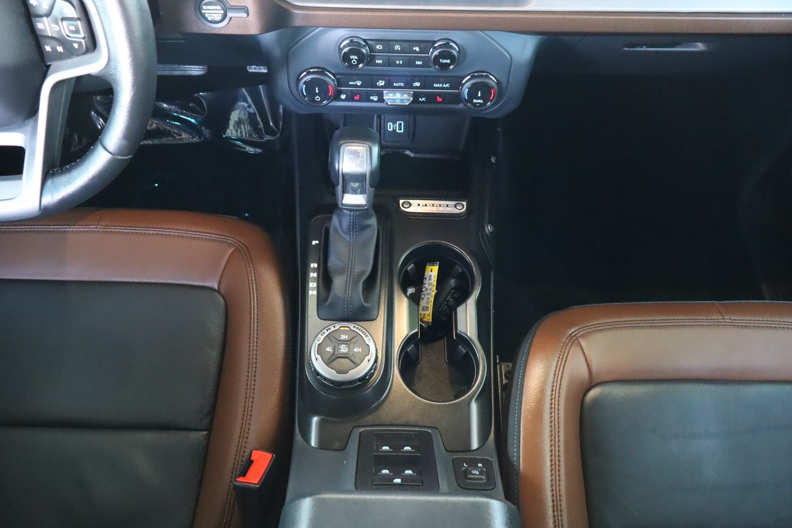 Used 2022 Ford Bronco Outer Banks AWD/4WD image 30