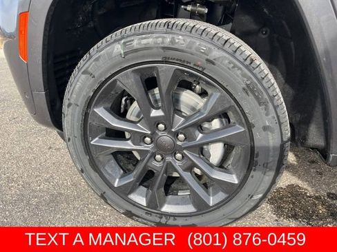 New 2026 Jeep Grand Cherokee L Limited AWD/4WD image 9